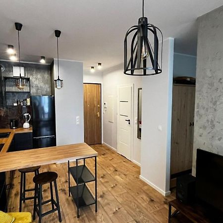U Tommiego W Gdyni Apartment Gdynia Bagian luar foto